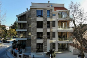 Park Residence 7 - 1 br & Parking at Tivat Center